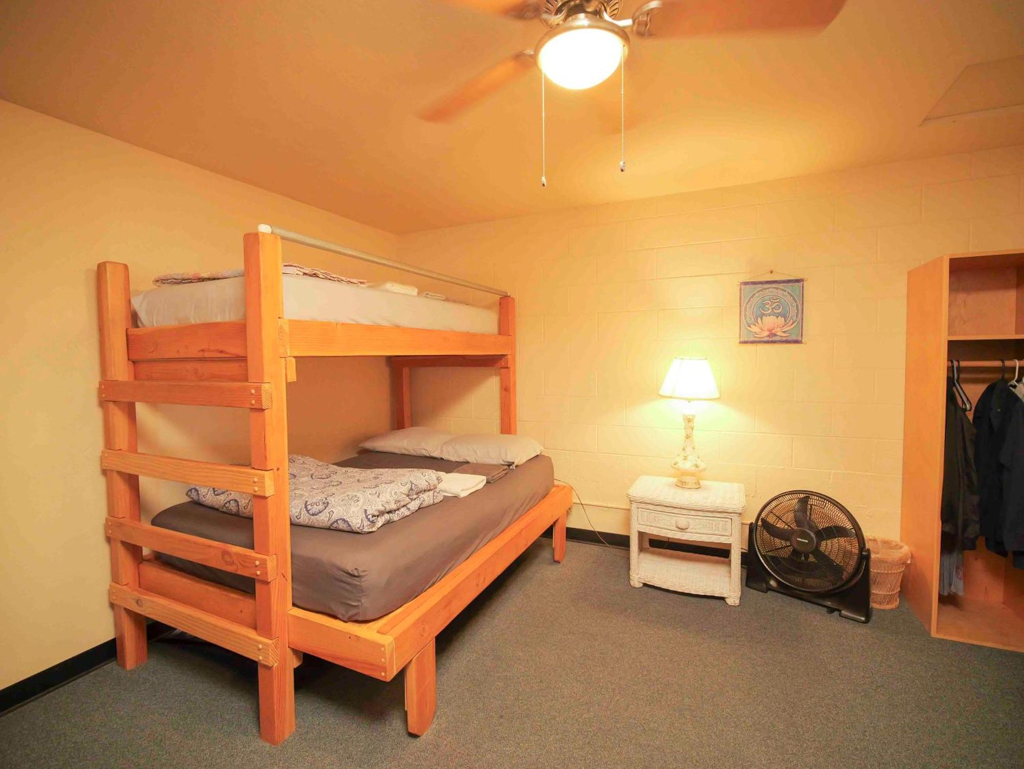 Ashland Commons Hostel Екстериор снимка