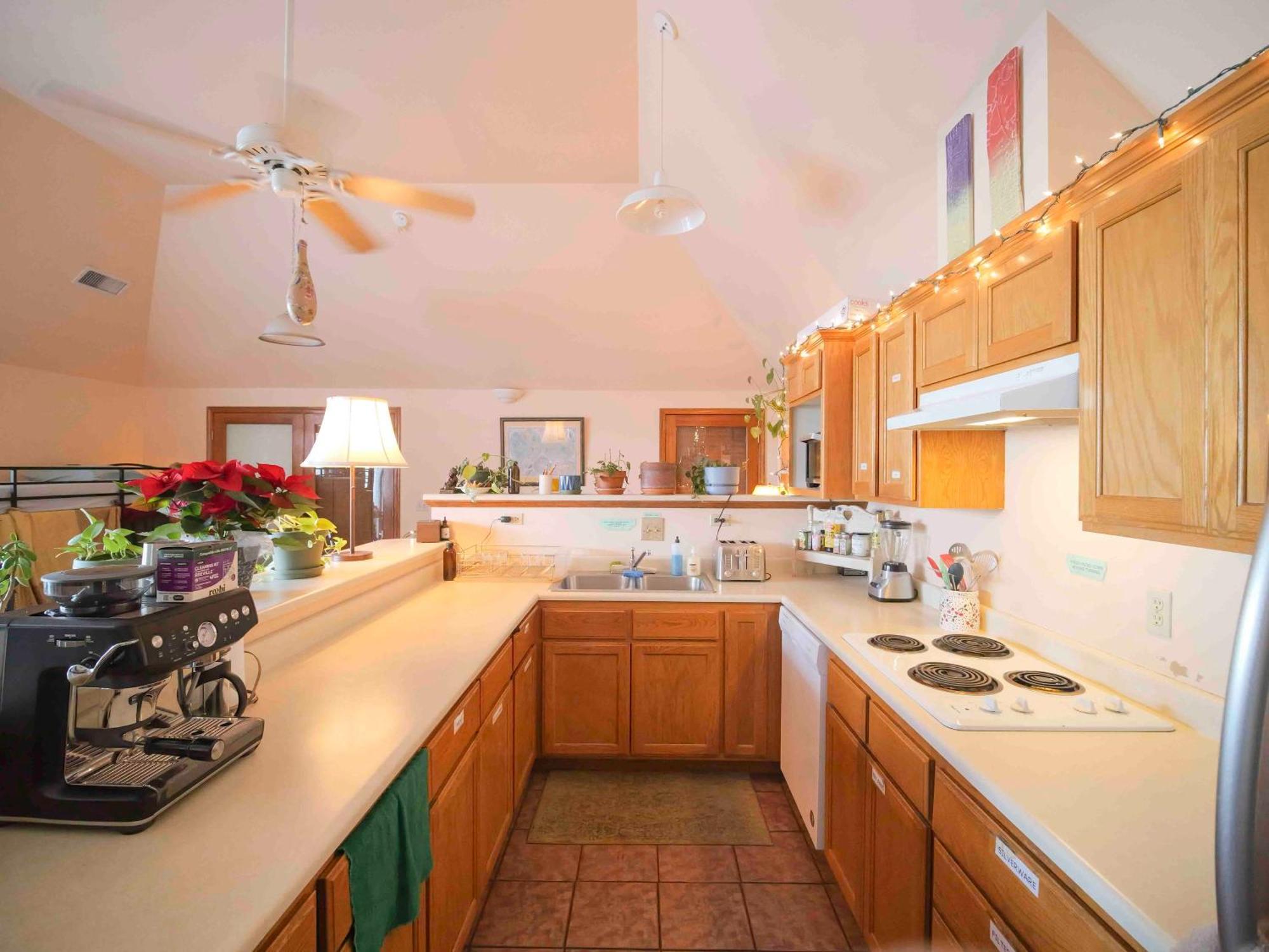 Ashland Commons Hostel Екстериор снимка