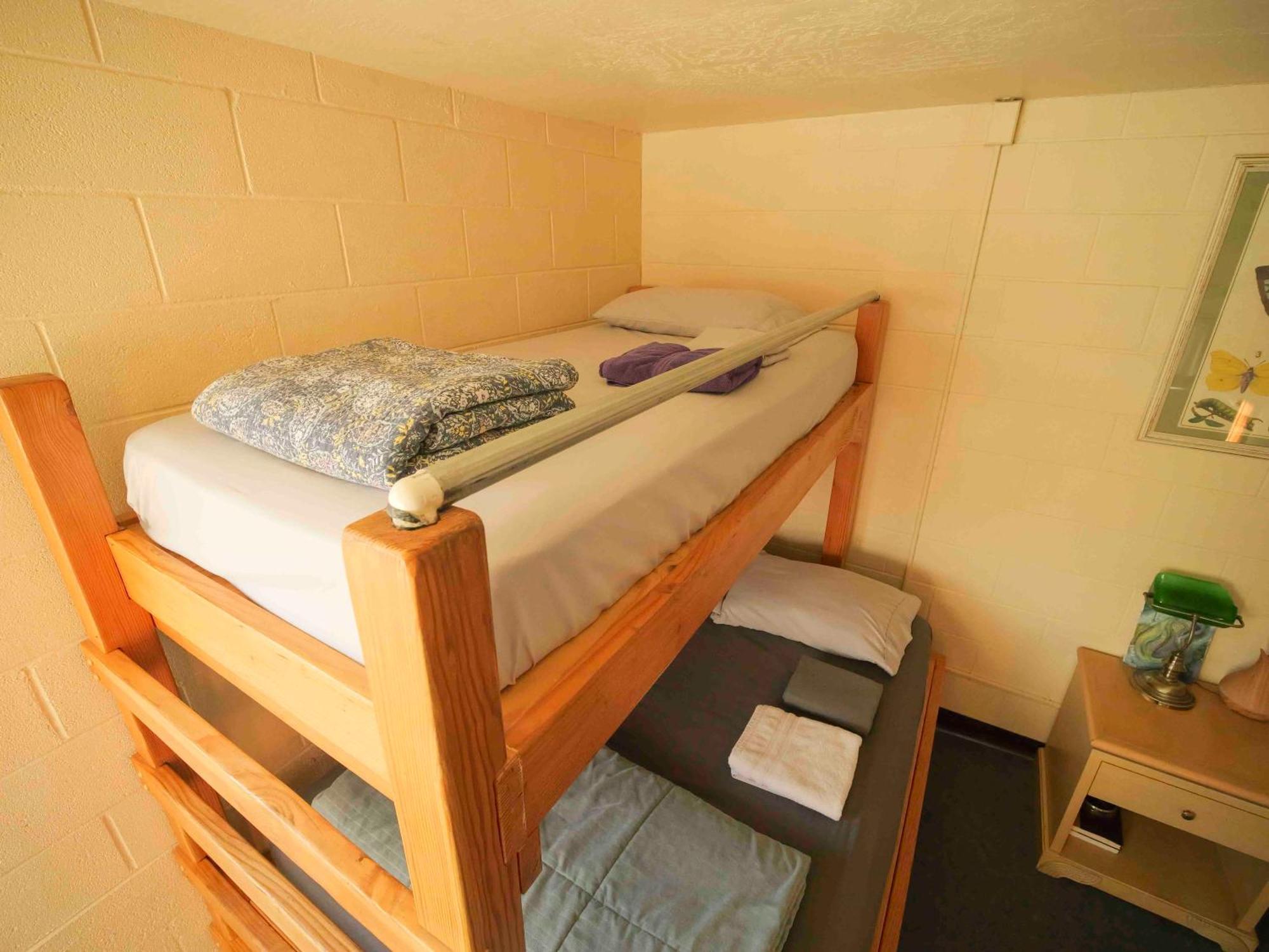 Ashland Commons Hostel Екстериор снимка